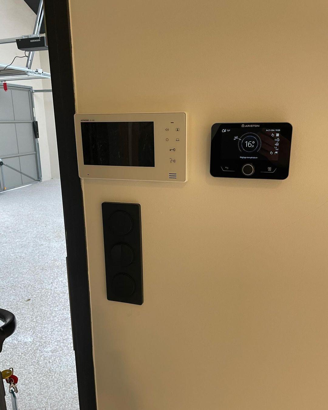 Thermostat sonnette interrupteur neuf